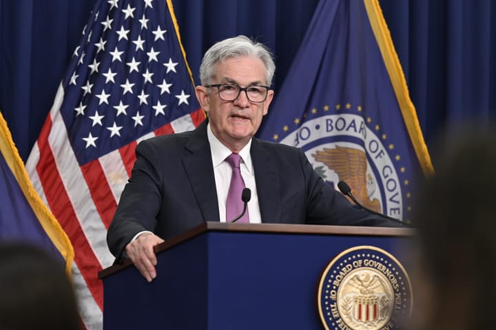 Powell Warns of Economic Crossroads as Tariff Impact Clouds Fed Strategy