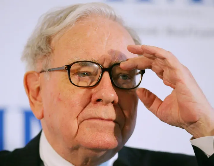 Warren Buffett Warned Us in 2003: The U.S. Trade Deficit Is a Time Bomb
